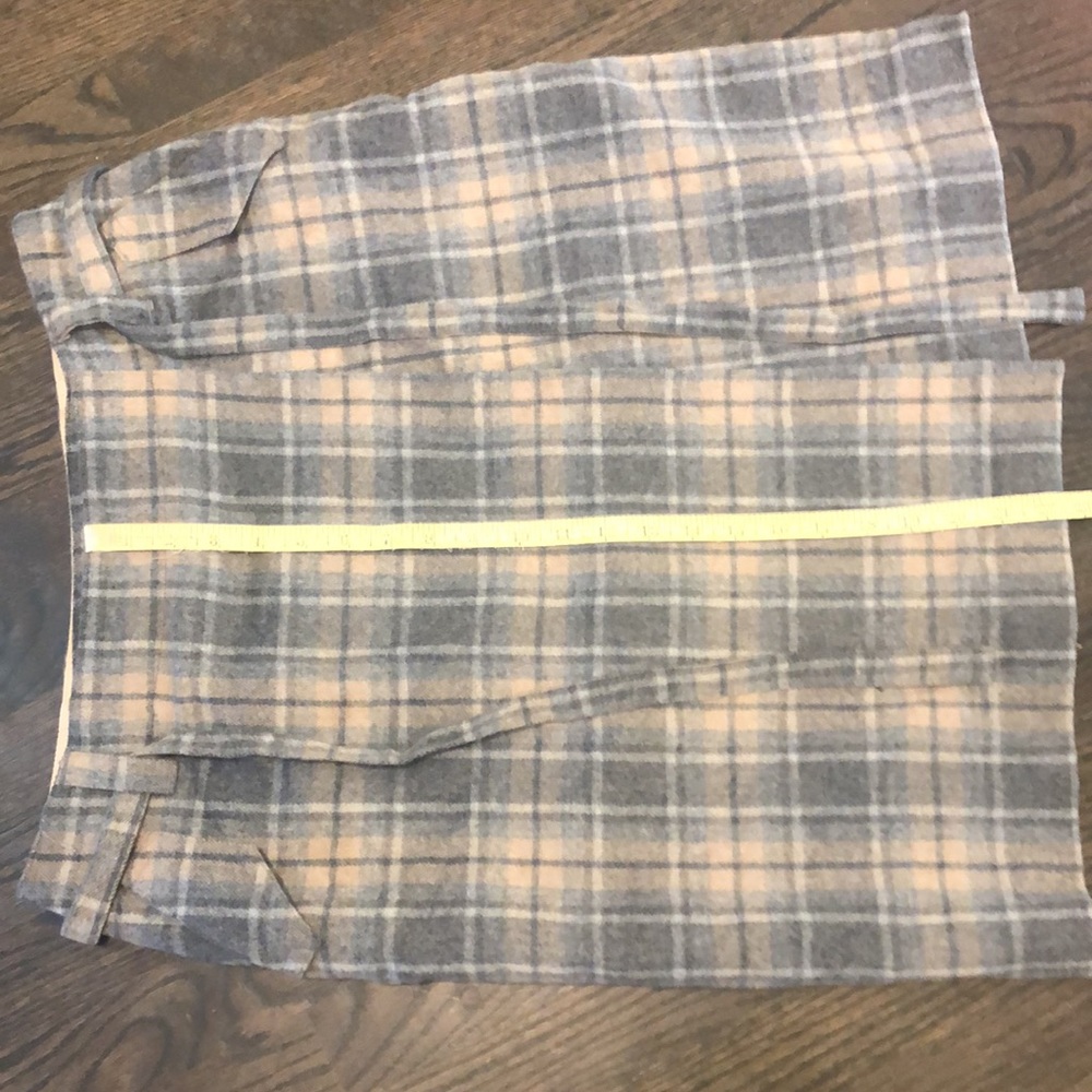 - Talbot’s skirt tan and gray plaid size 10 - Picture 6 of 13